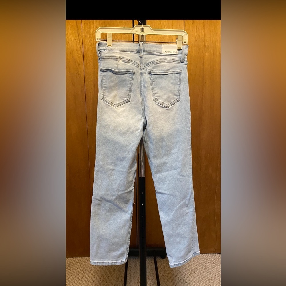 Kendall & Kylie The Icon High Rise Straight Leg Jeans Size 7 - Picture 2 of 12